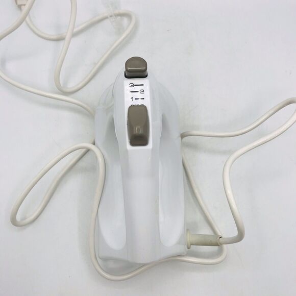 KitchenAid Classic Hand Mixer 3 Speed KHM3WH White Version Tested Working - Picture 8 of 8